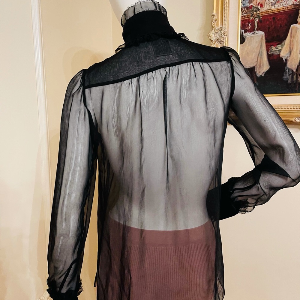 CHANEL  AUTENTIC  SHEERS RUFFLED TURTLENECK BLOUSE MADE IN ITALY  SIZE 36 - Picture 15 of 16